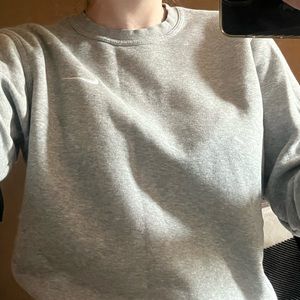 Men’s Nike sweatshirt